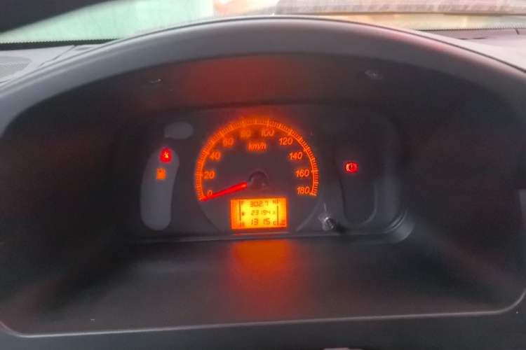 Used Wuling Zhiguang 2013 1.0L Practical Version
