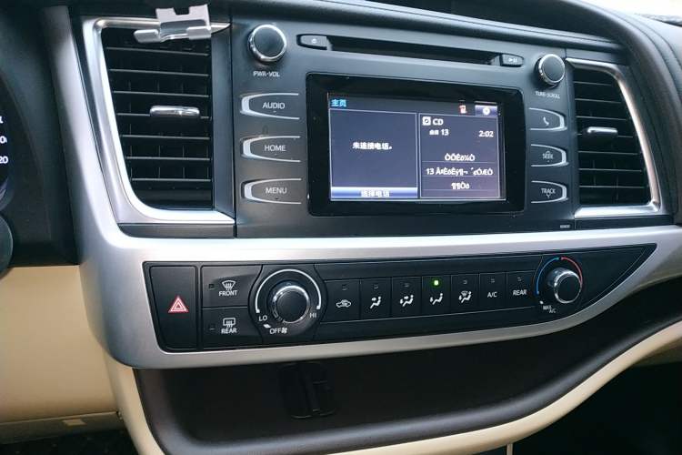 Used Toyota Highlander 2018 2.0T Two-Wheel Drive Elite Edition 7 Seats China VI Standard