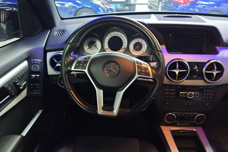 Used Mercedes-Benz GLK-Class 2015 GLK 300 4MATIC Fashion Edition Ultimate Version
