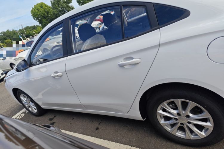 Used Roewe i5 2023 1.5L Manual Comfort Edition
