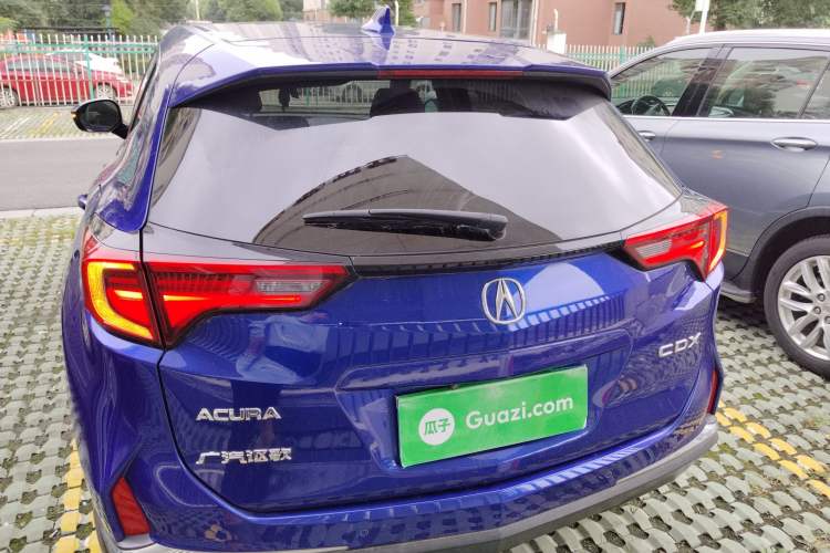 Used Acura CDX 2019 1.5T Two-Wheel Drive Deluxe Edition
