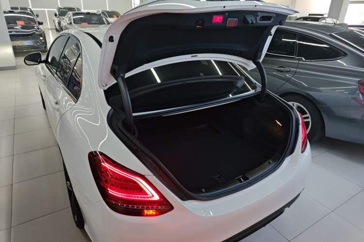 Used Mercedes-Benz C-Class 2020 Restyled C 260 Sport Edition
