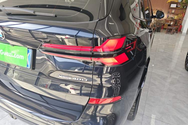 Used BMW X5 2023 xDrive 40Li Luxury Edition M Sport Night Vision Package
