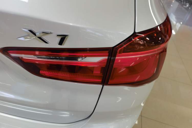 Used BMW X1 2016 sDrive18Li Premium Edition
