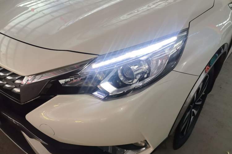 Used Venucia T90 2017 2.0L CVT Smart Edition
