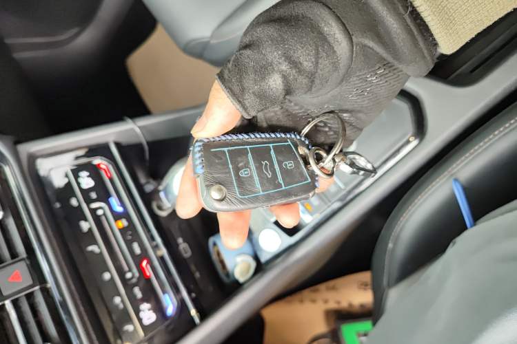 Used Volkswagen Tharu 2021 280TSI Two-Wheel-Drive Luxury Plus Edition