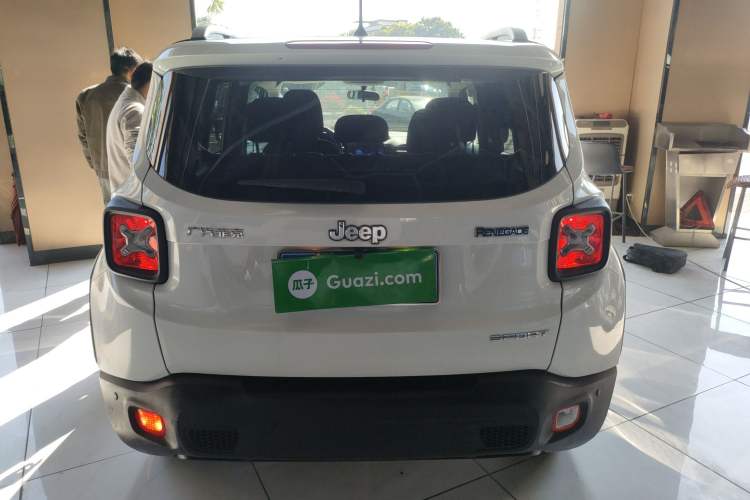 Used  Renegade 2017 180T Automatic Kinetic Edition+