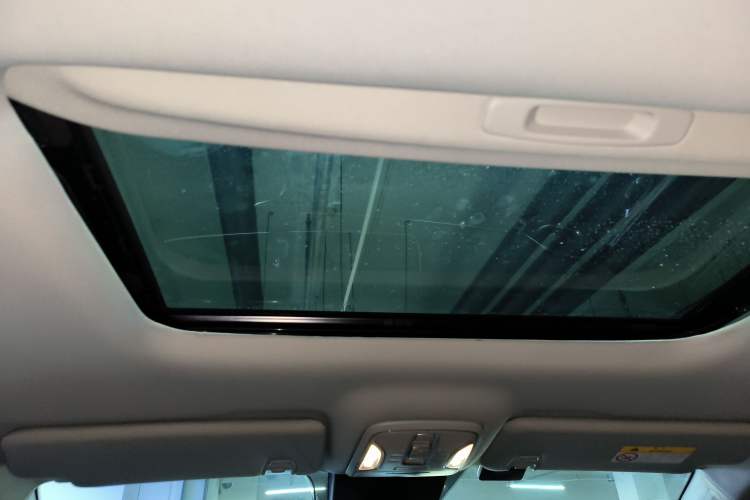 Used GAC Trumpchi M6 2021 PRO 270T Automatic Luxury Edition
