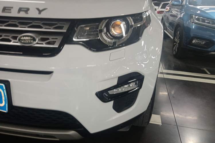 Used Land Rover Discovery Sport 2018 240 PS HSE Version
