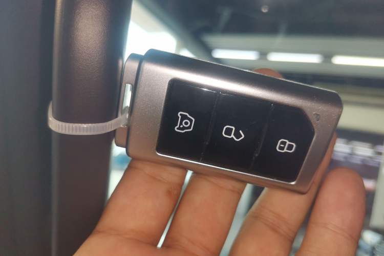 Used  T01 2025 2.0T Changfeng
