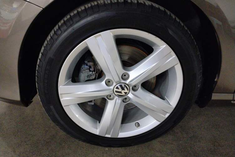 Used Volkswagen Magotan 2015 1.8TSI Prestige Model
