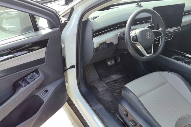 Used Volkswagen ID.7 VIZZION 2024 AIR model