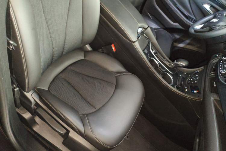 Used Buick Envision 2016 20T Two-Wheel Drive Leading Version
