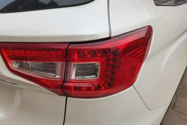 Used Changan CS75 2016 1.8T Automatic Elite Model China V Standard
