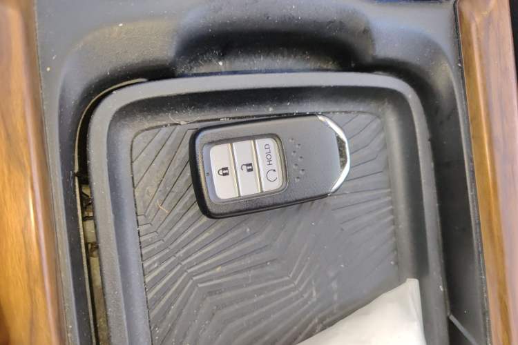 Used Honda CR-V 2021 240TURBO CVT 2WD Fashion Edition