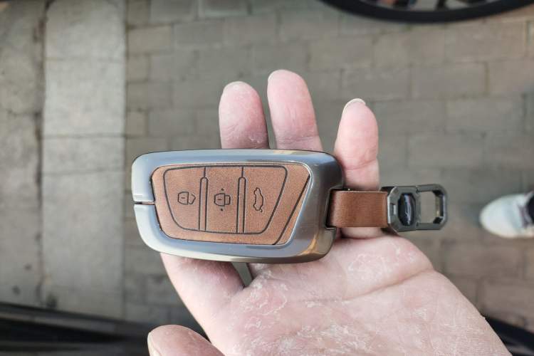 Used SOL X8 2021 300T DCT Prestige Smart Connect Edition 6 Seats