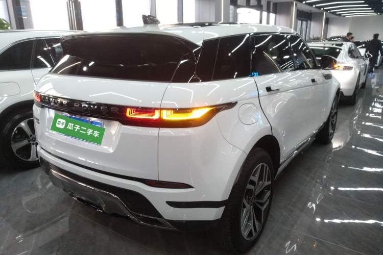 Used Land Rover Range Rover Evoque 2023 Aurora L 249 PS Luxury Edition