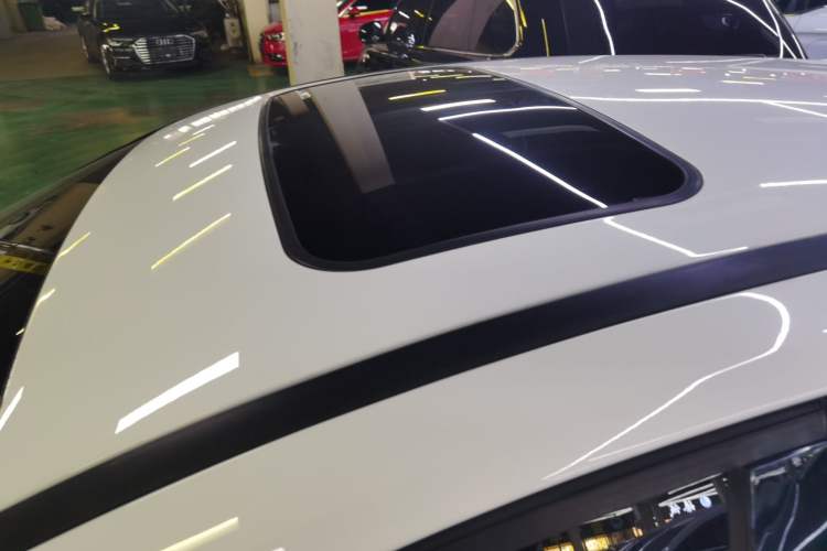 Used Ford Focus 2018 Hatchback Classic 1.6L Automatic Trendy SmartDrive Edition
