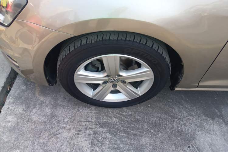 Used Volkswagen Golf 2016 1.6L Automatic Comfort Model
