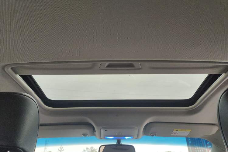 Used Chevrolet Monza 2019 Redline 320T Dual-Clutch Sporty Version China VI Standard