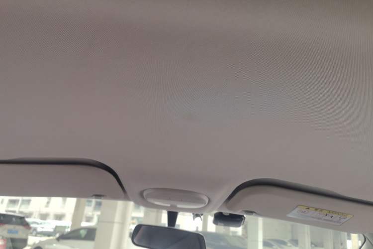 Used Chery Little Ant 2022 Revised Version Sweet Pink Edition Half-Sugar Version Lithium Iron Phosphate 30.7 kWh 30 kW 301 km
