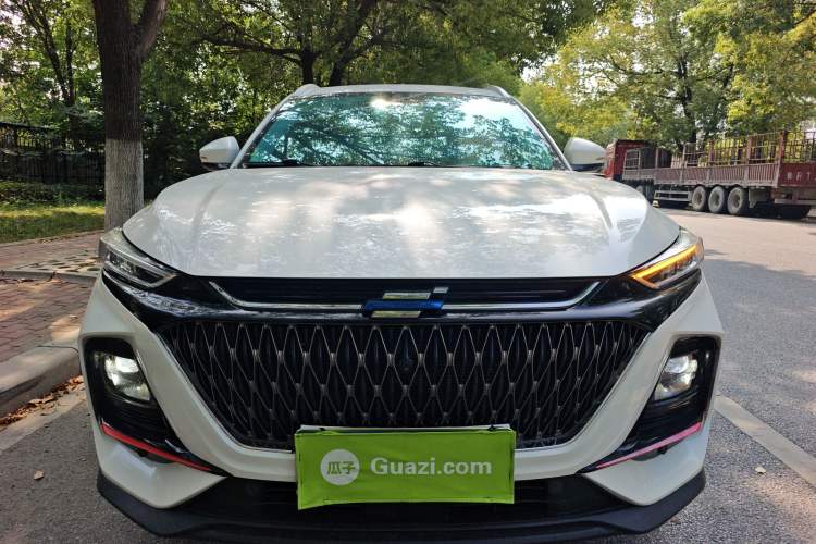 Used Oshan X7 PLUS 2022 1.5T Blue Whale Edition Automatic Geeker Navigation Model
