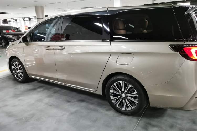 Used Buick GL8 2023 ES Lu Zun Luxury Model
