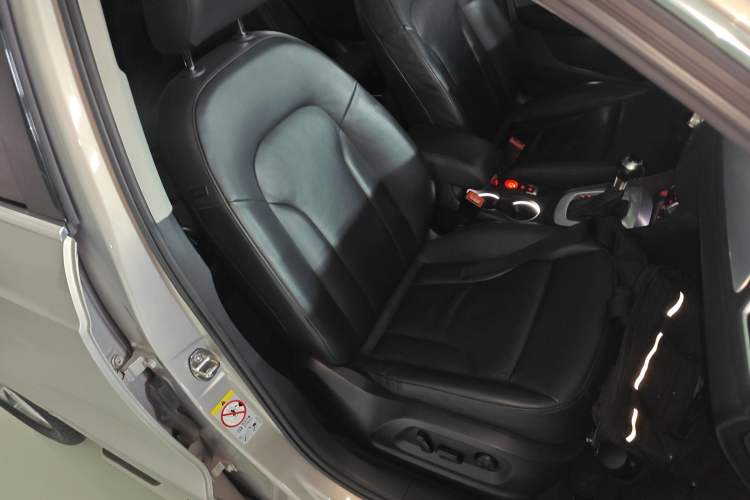 Used Audi Q3 2016 35 TFSI Collection Edition Comfort Model
