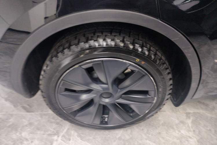 Used Tesla Model Y 2024 Rear-Wheel-Drive Version