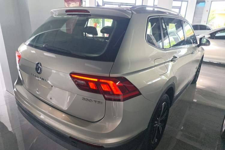 Used Volkswagen Tiguan L 2021 330TSI Automatic Two-Wheel Drive Smart Edition
