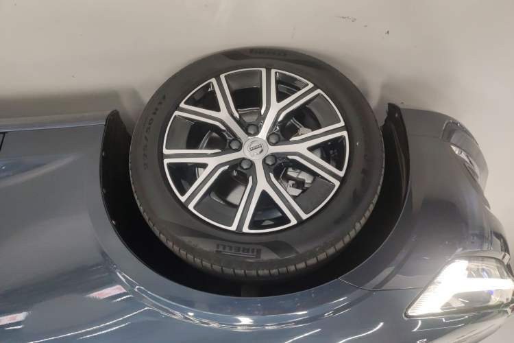 Used Volvo S60 2023 B4 Zhiyi Luxury Edition