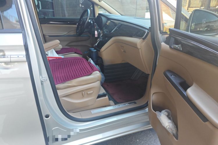 Used Buick GL8 2018 ES 28T Flagship Model China VI Standard
