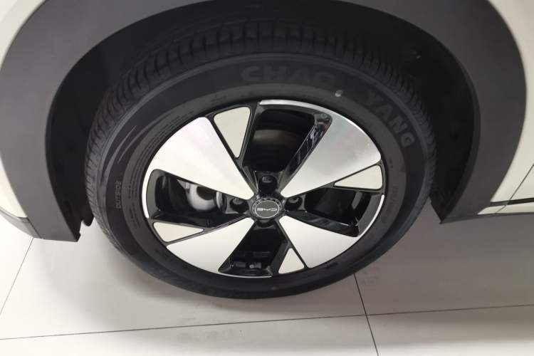 Used BYD Dolphin 2023 420 km Fashion Edition
