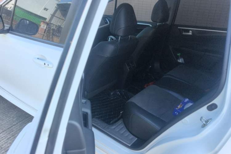 Used Honda Jade 2016 1.8L Automatic Comfort Elite Version 5 Seats
