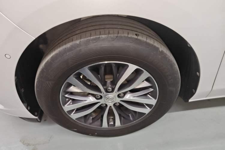 Used Buick GL8 2021 ES Land Cruiser 653T Luxury Edition