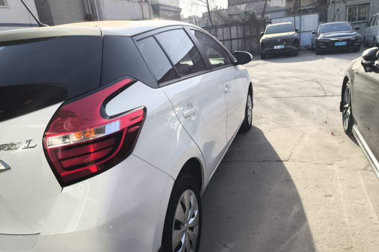 Used Toyota YARiS L Zhi Xuan 2022 1.5L CVT Leading PLUS Edition