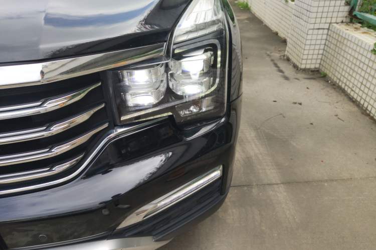 Used GAC Trumpchi GS8 2017 320T Two-Wheel Drive Luxury Smart Connectivity Version (7 Seats)