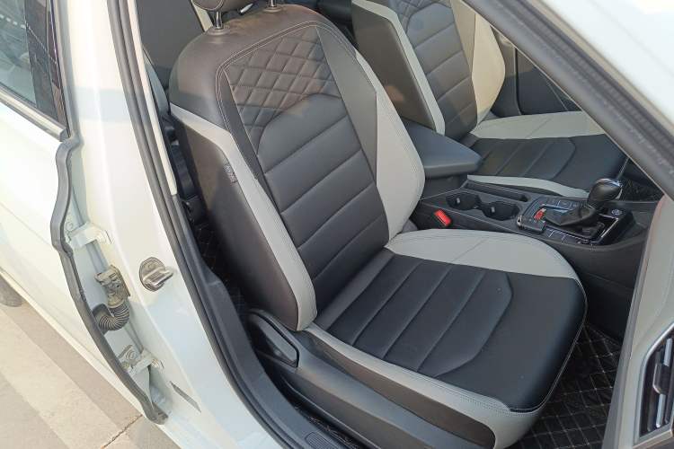 Used Volkswagen Bora 2023 300TSI DSG Prestige Edition