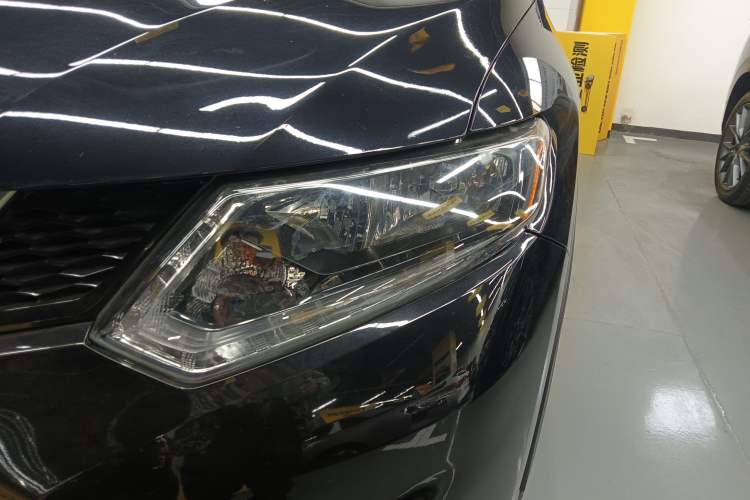 Used Nissan X-Trail 2015 2.0L CVT Comfort MAX Edition 2WD
