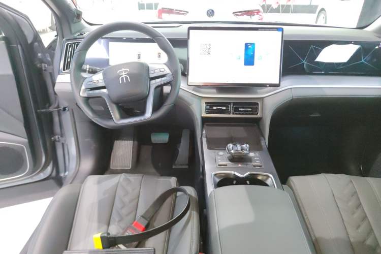 Used BYD Song L DM-i 2025 Intelligent Driving Version 160 km Beyond-Range Type
