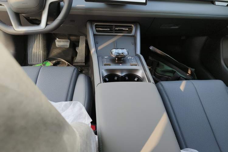 Used BYD Qin L 2025 DM-i Smart Drive 80KM Leading Model