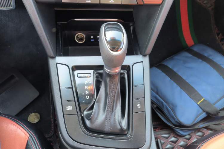 Used Hyundai Elantra 2018 1.4T Dual-Clutch Xuan Dong · Dynamic Edition