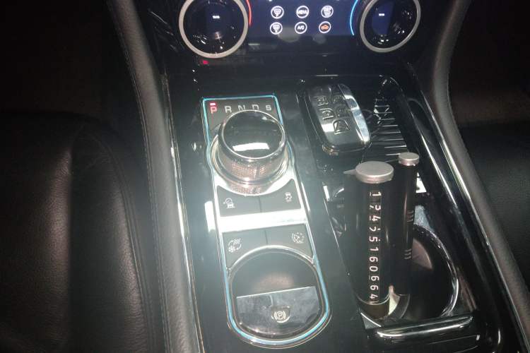 Used Jaguar XJ 2016 XJL 3.0 SC Two-Wheel-Drive Elegant Business Edition
