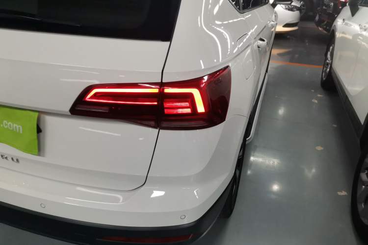 Used Volkswagen Tharu 2021 280TSI Two-Wheel Drive Comfort Edition
