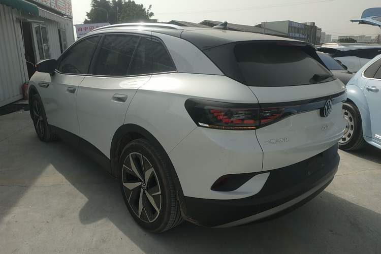 Used Volkswagen ID.4 CROZZ 2021 Long-Range Lite PRO Two-Wheel Drive Version
