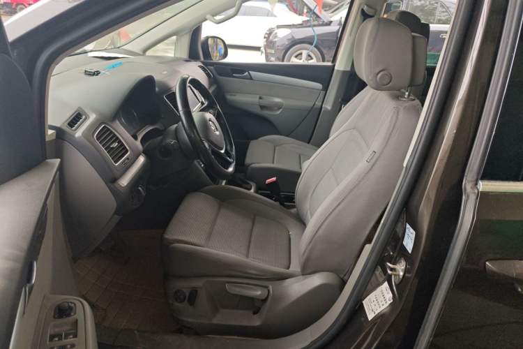 Used Volkswagen Sharan 2016 380TSI Comfort Edition 7-Seater