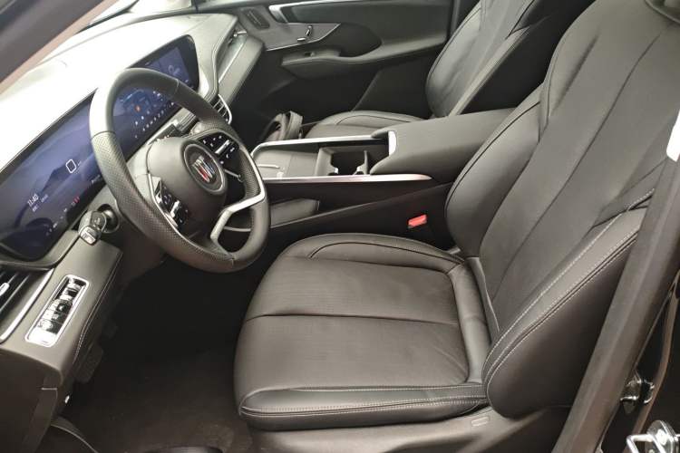 Used Buick LaCrosse 2024 28T Luxury Edition