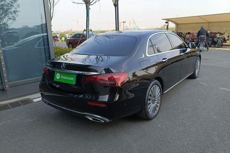 Used Mercedes-Benz E-Class 2023 Updated E 300 L Fashion Edition
