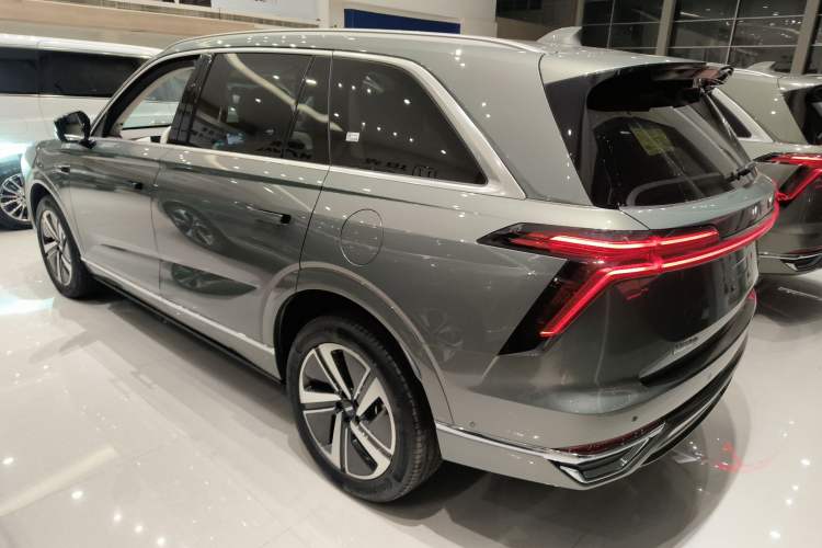 Used Wey Lanshan 2025 Four-Wheel Drive Max
