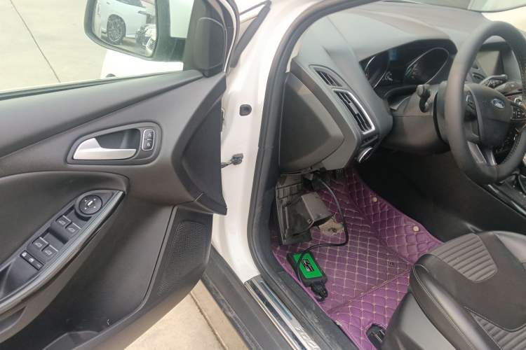 Used Ford Focus 2017 Hatchback 1.6L Automatic Fashion Edition Smart Drive Version